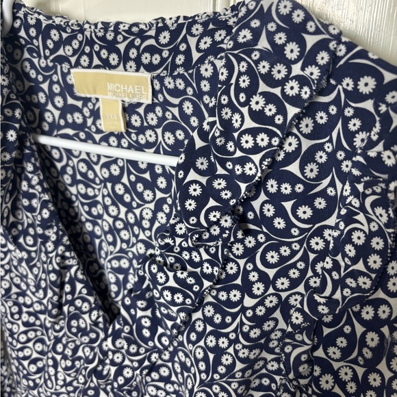 Michael Kors Blue and White Patterned Top 100% Silk XXS - Picture 6 of 9